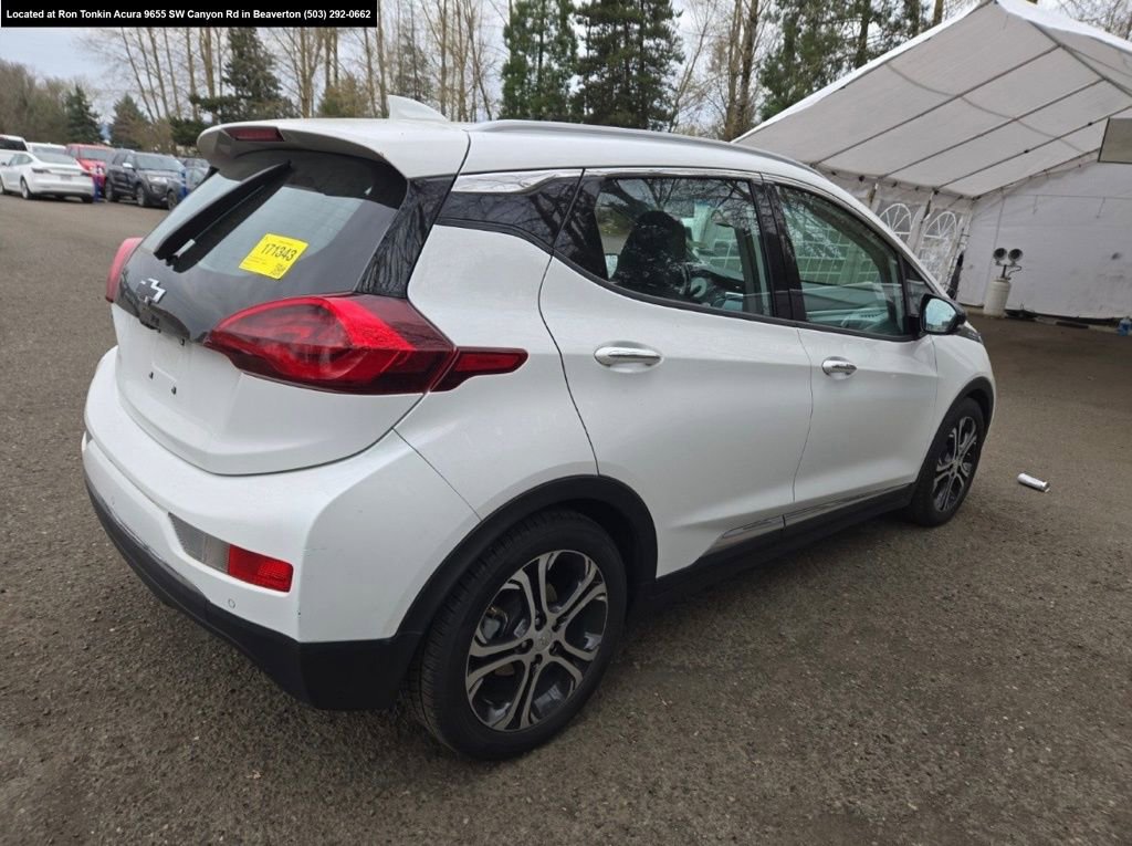 Used 2019 Chevrolet Bolt Premier w/ Infotainment Package image 5
