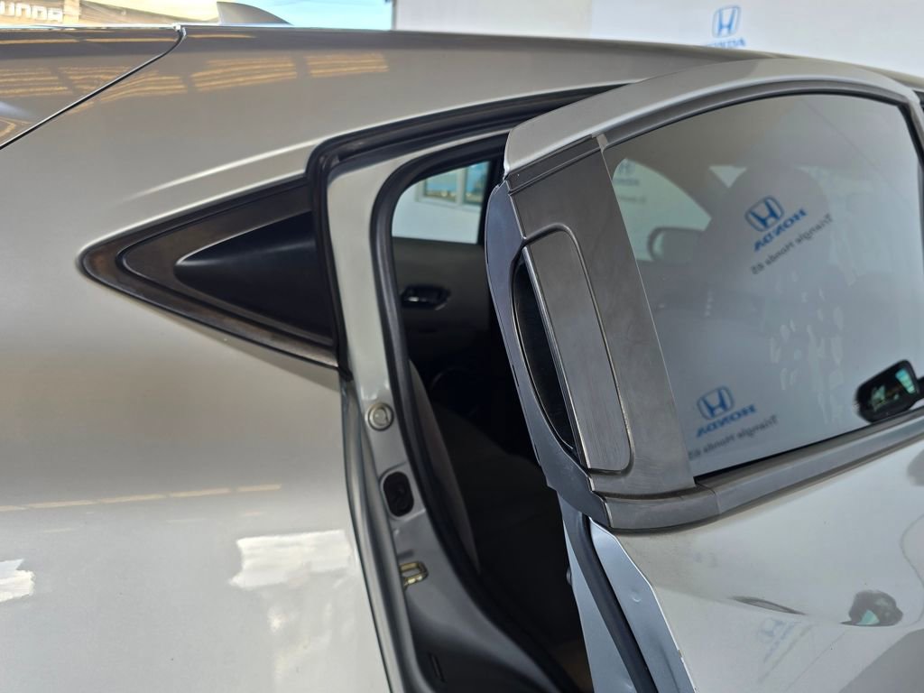 Used 2018 Honda HR-V EX image 12