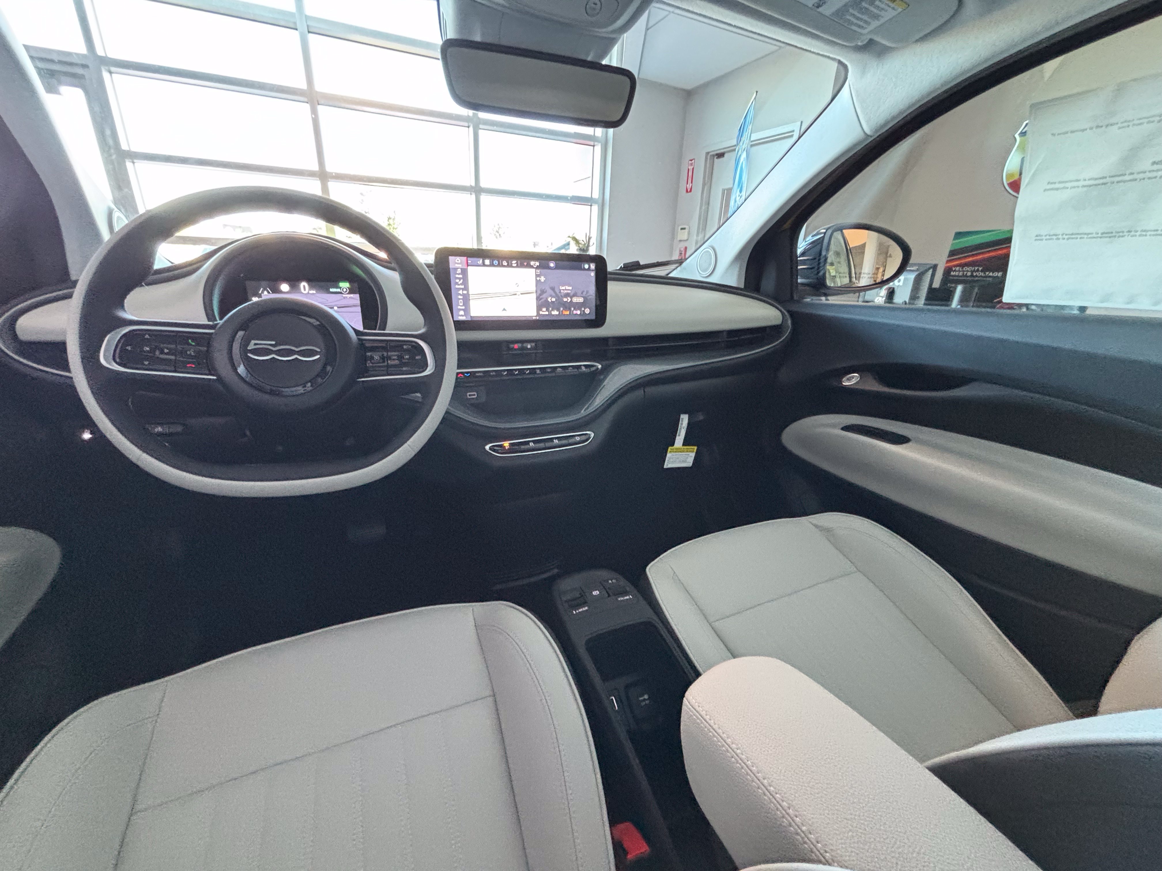 New 2026 FIAT 500 e Icona w/ Quick Order Package 21R FWD image 18