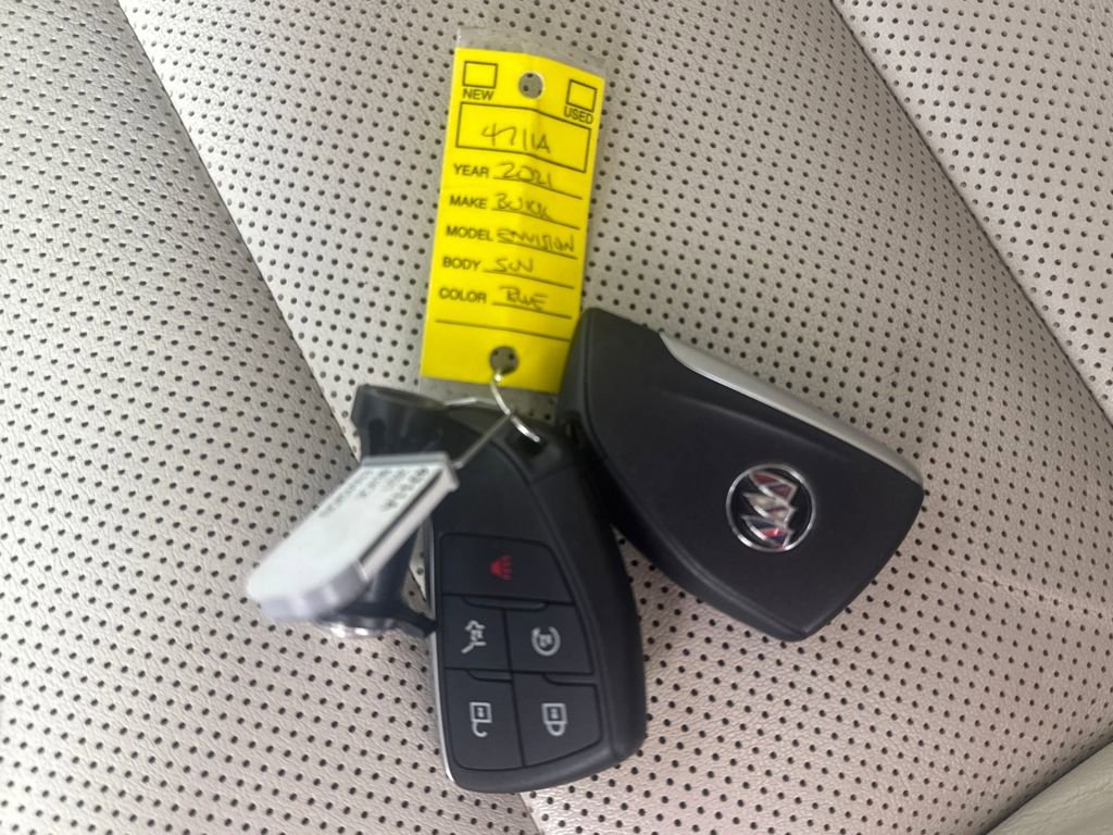 Used 2021 Buick Envision Essence FWD image 29