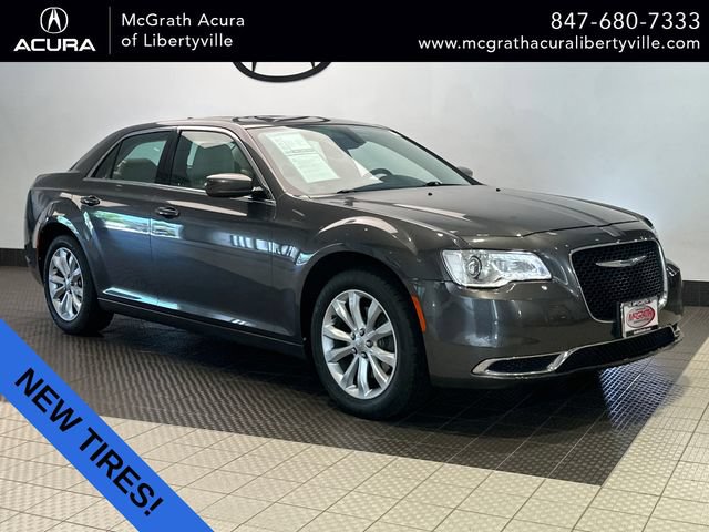 Used 2017 Chrysler 300 Limited