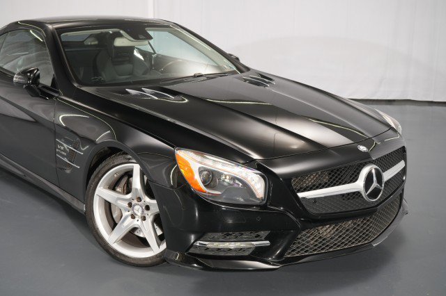Used 2014 Mercedes-Benz SL 550 image 12