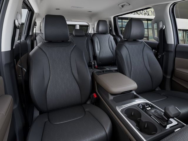 New 2026 Kia Carnival EX FWD image 16