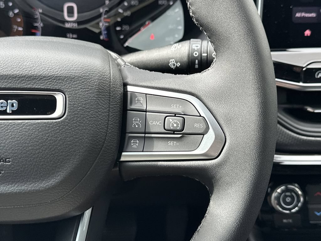 New 2026 Jeep Compass Limited AWD/4WD image 23