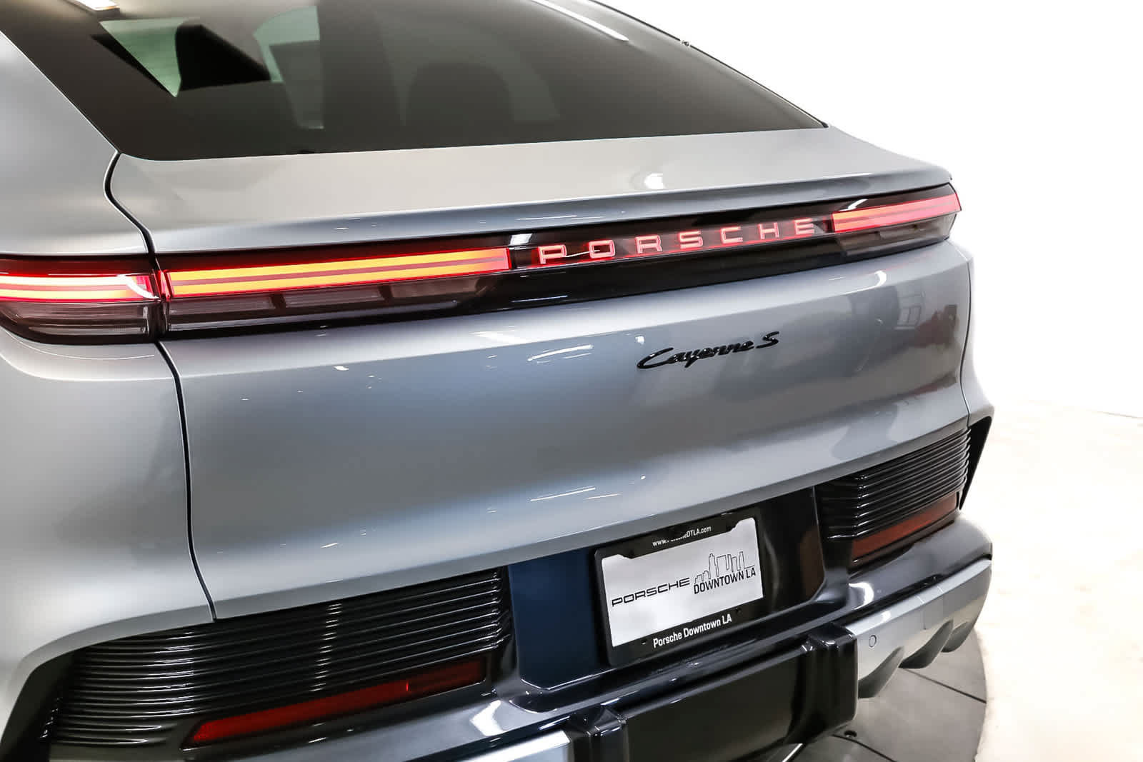 New 2026 Porsche Cayenne S AWD/4WD image 12