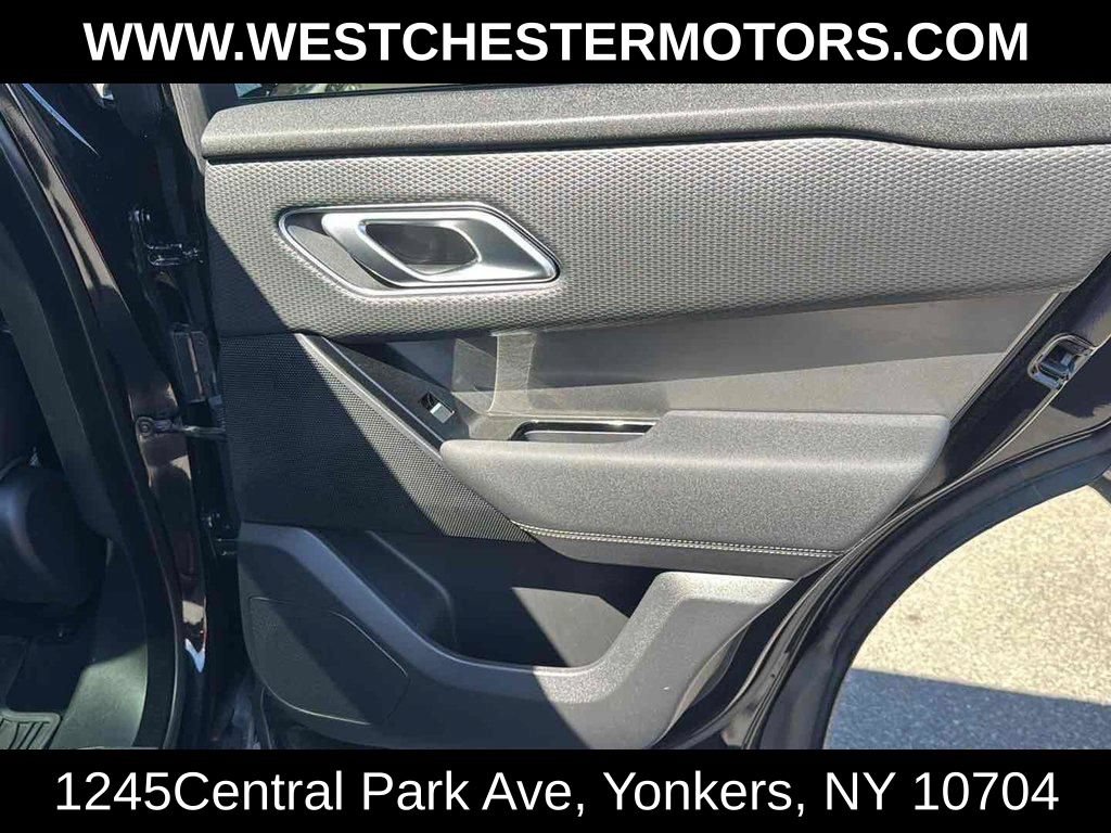 Used 2022 Land Rover Range Rover Velar S AWD/4WD image 17