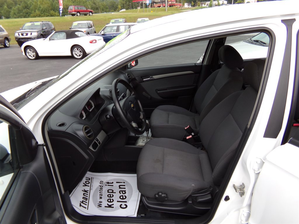 Used 2008 Chevrolet Aveo LS image 6