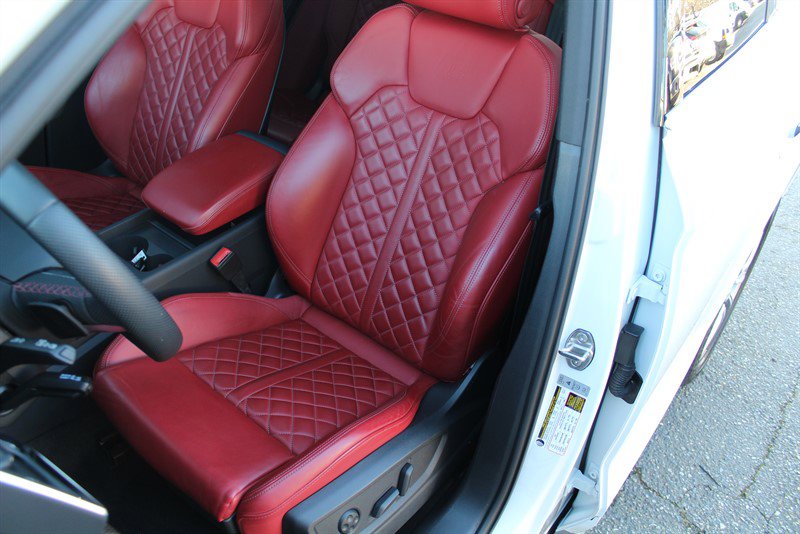 Used 2024 Audi SQ5 Premium Plus w/ Premium Plus Package AWD/4WD image 22