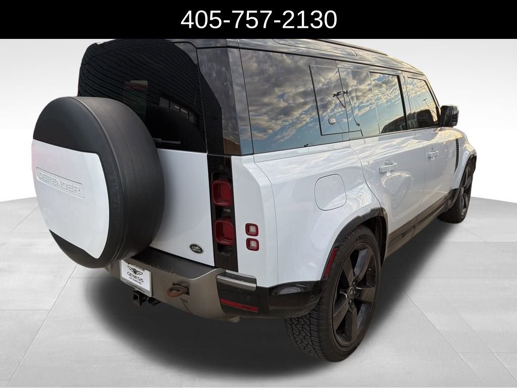 Used 2021 Land Rover Defender 110 X-Dynamic HSE AWD/4WD image 4