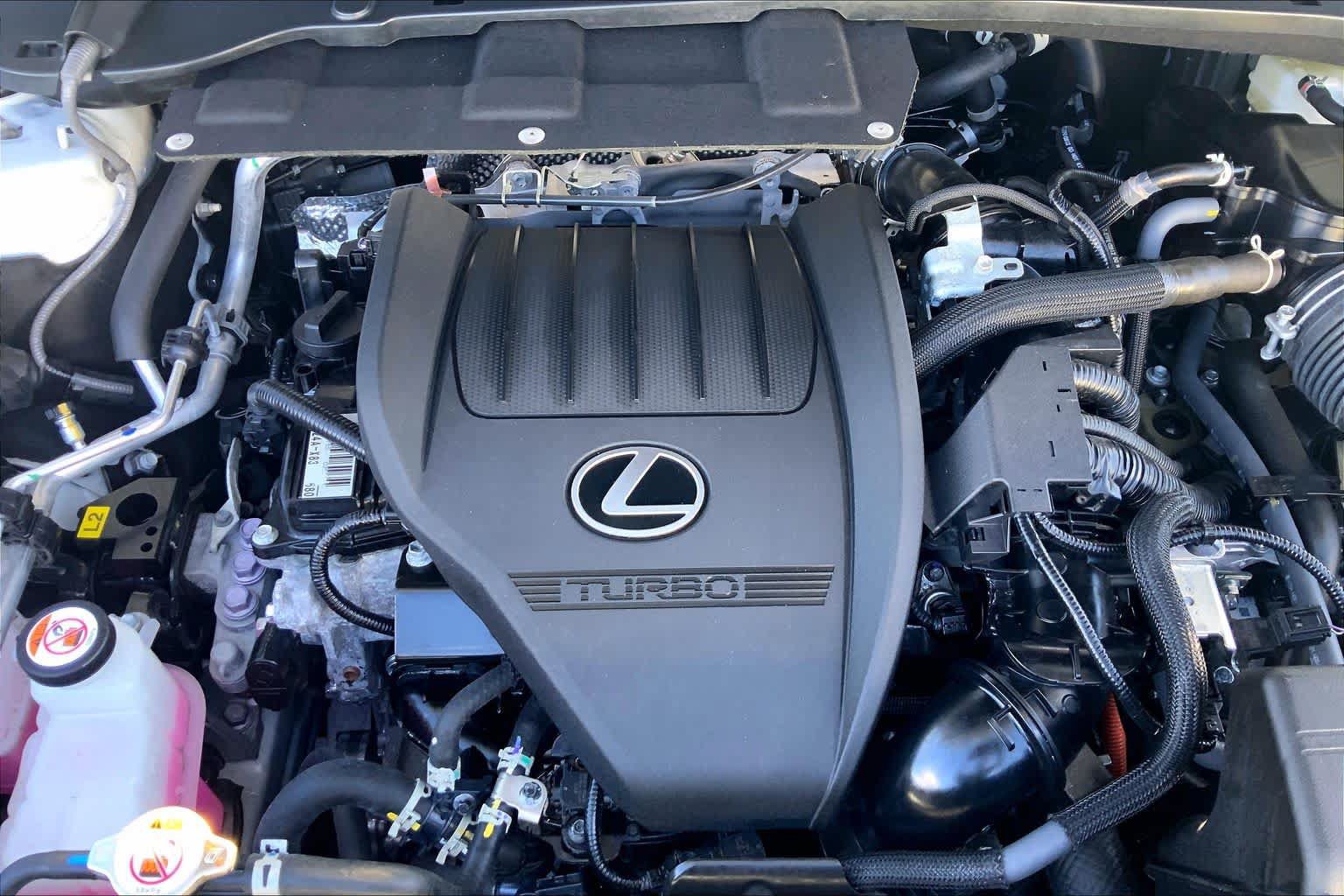 Certified 2026 Lexus TX 500h AWD w/ Technology Package image 32