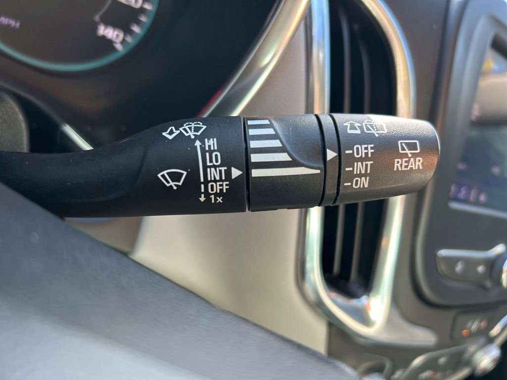 Used 2024 Chevrolet Equinox LS w/ Sport Edition image 28