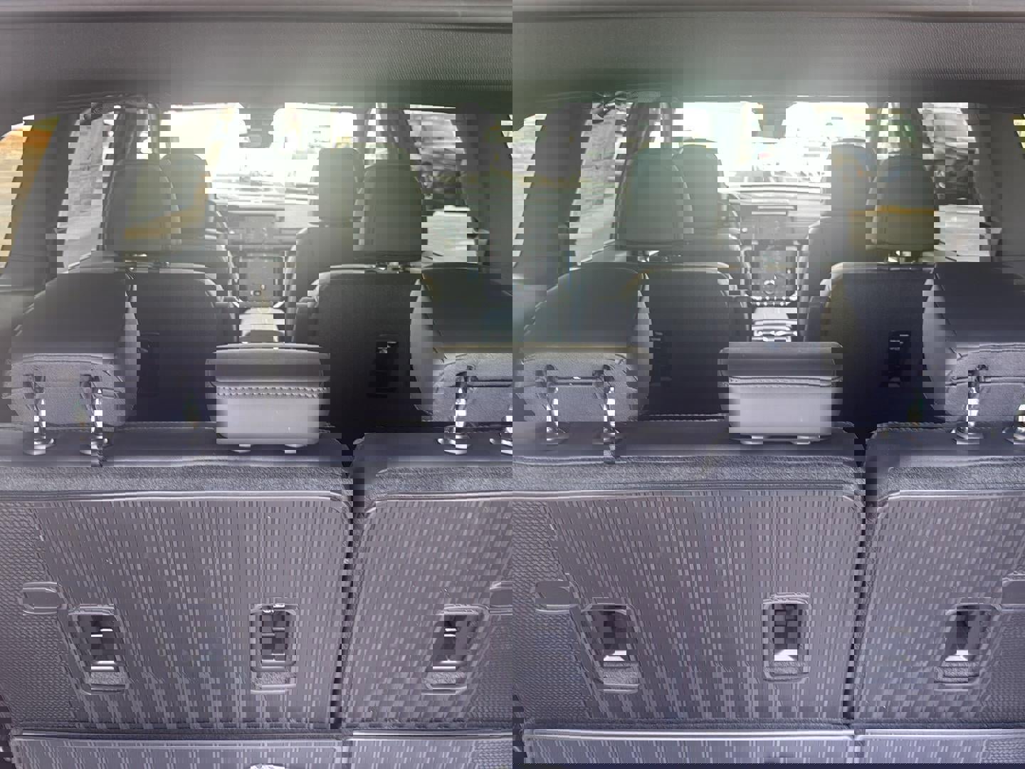 New 2026 GMC Acadia Denali w/ Super Cruise Package image 6