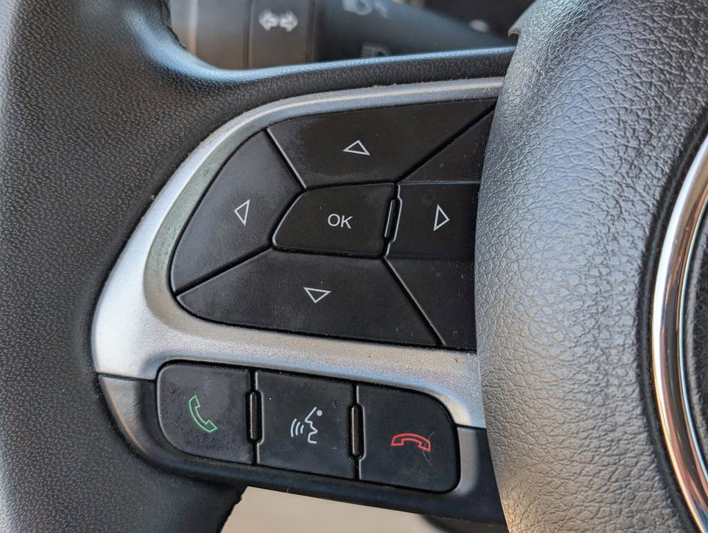 Used 2020 Jeep Renegade Latitude image 17