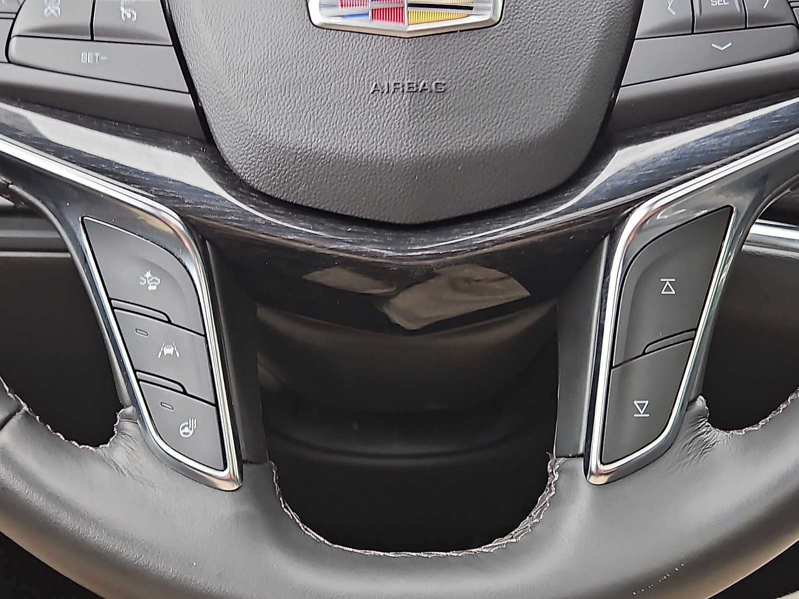 Used 2022 Cadillac XT5 Premium Luxury w/ Technology Package AWD/4WD image 23