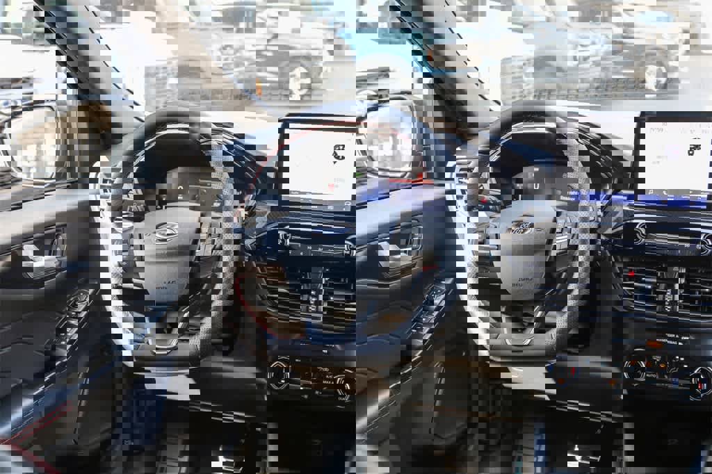 New 2024 Ford Escape ST-Line w/ Equipment Group 301A image 15