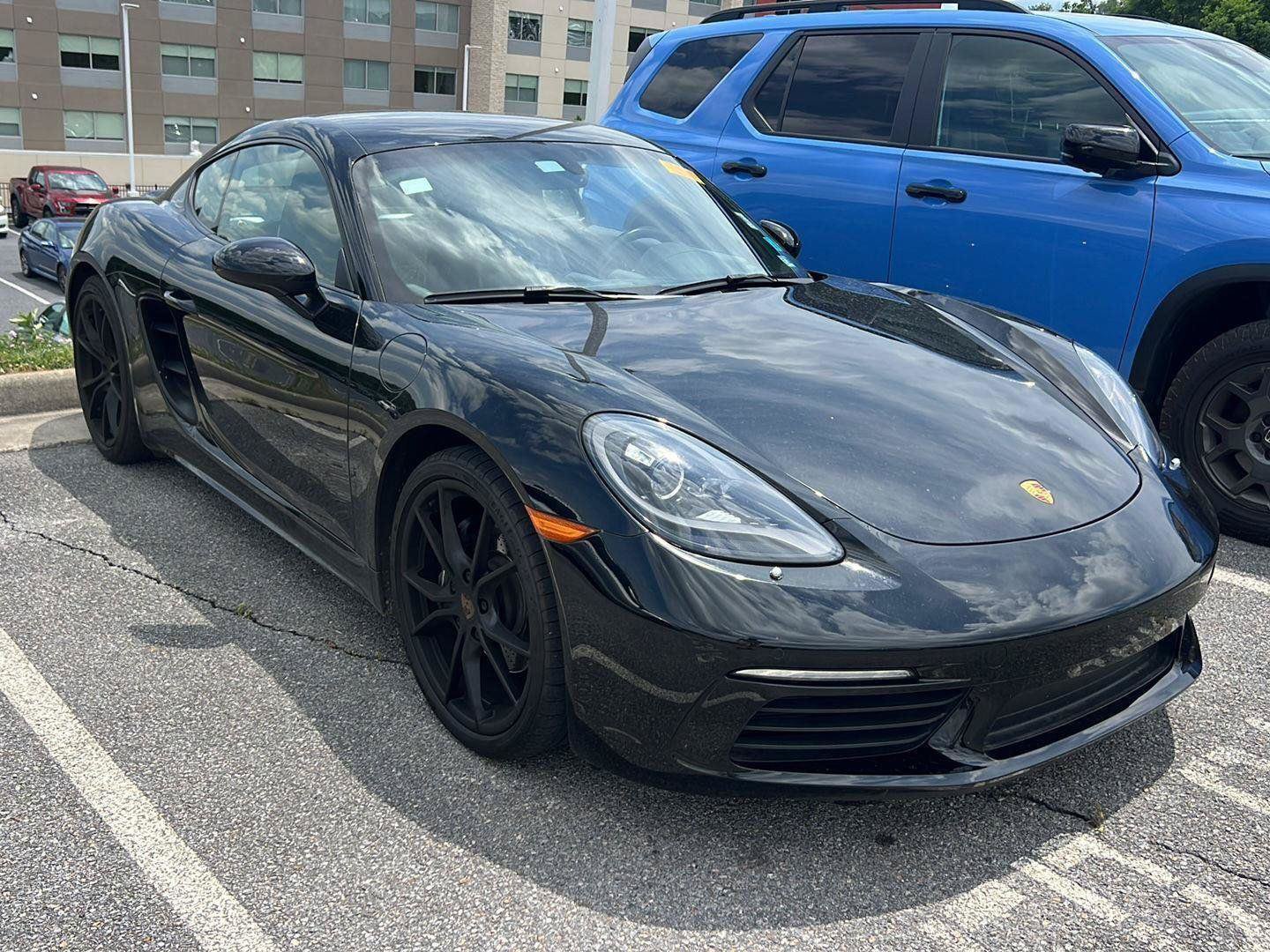 Used 2019 Porsche 718 Cayman RWD image 6