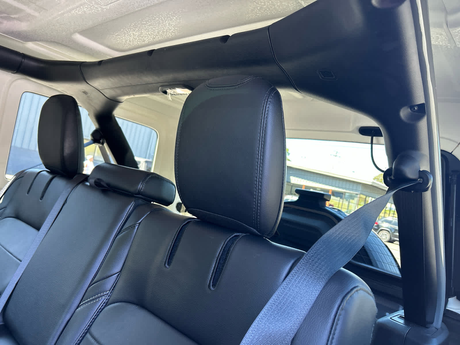 Used 2022 Jeep Wrangler Unlimited Sahara w/ Safety Group image 50