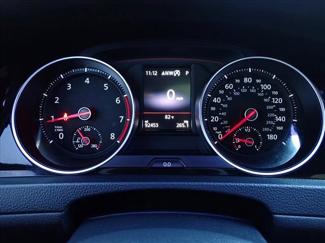 Used 2018 Volkswagen GTI SE FWD image 25