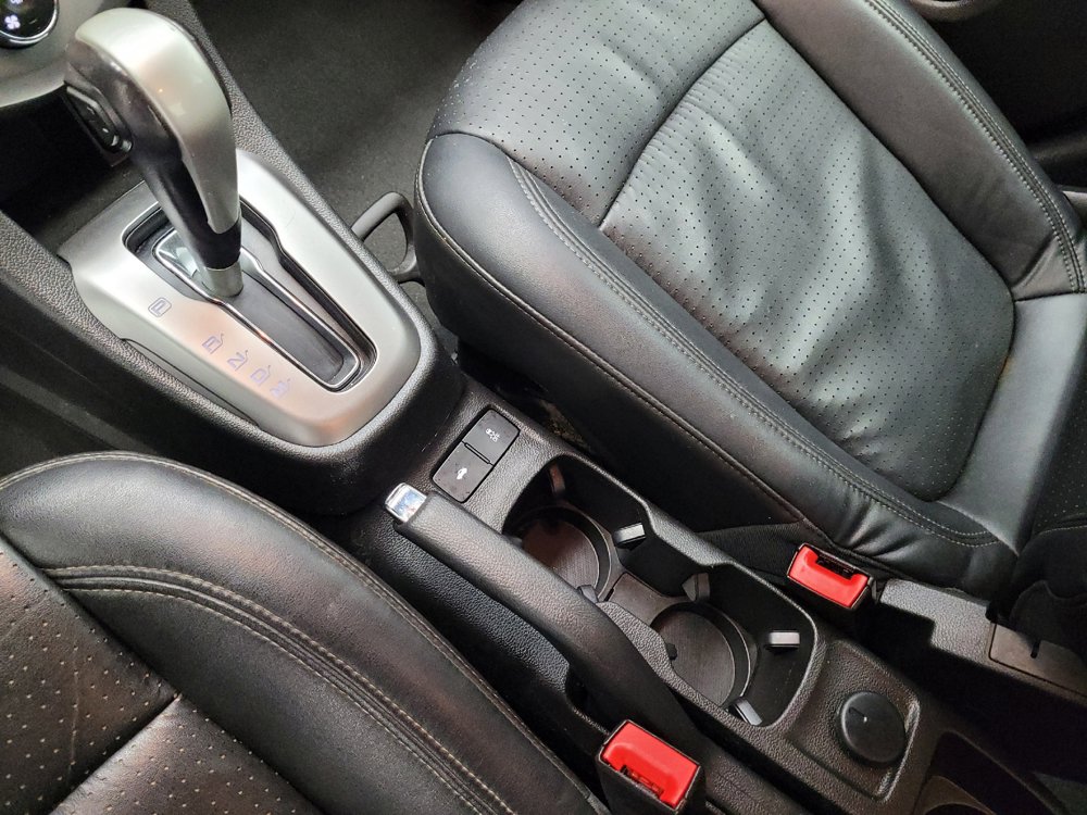 Used 2018 Chevrolet Sonic Premier FWD image 26