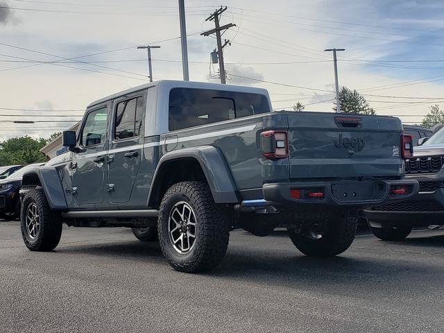 New 2026 Jeep Gladiator Rubicon w/ Whitecap Package AWD/4WD image 3
