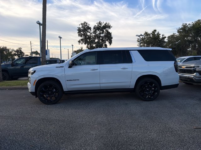 New 2026 Chevrolet Suburban High Country AWD/4WD image 3