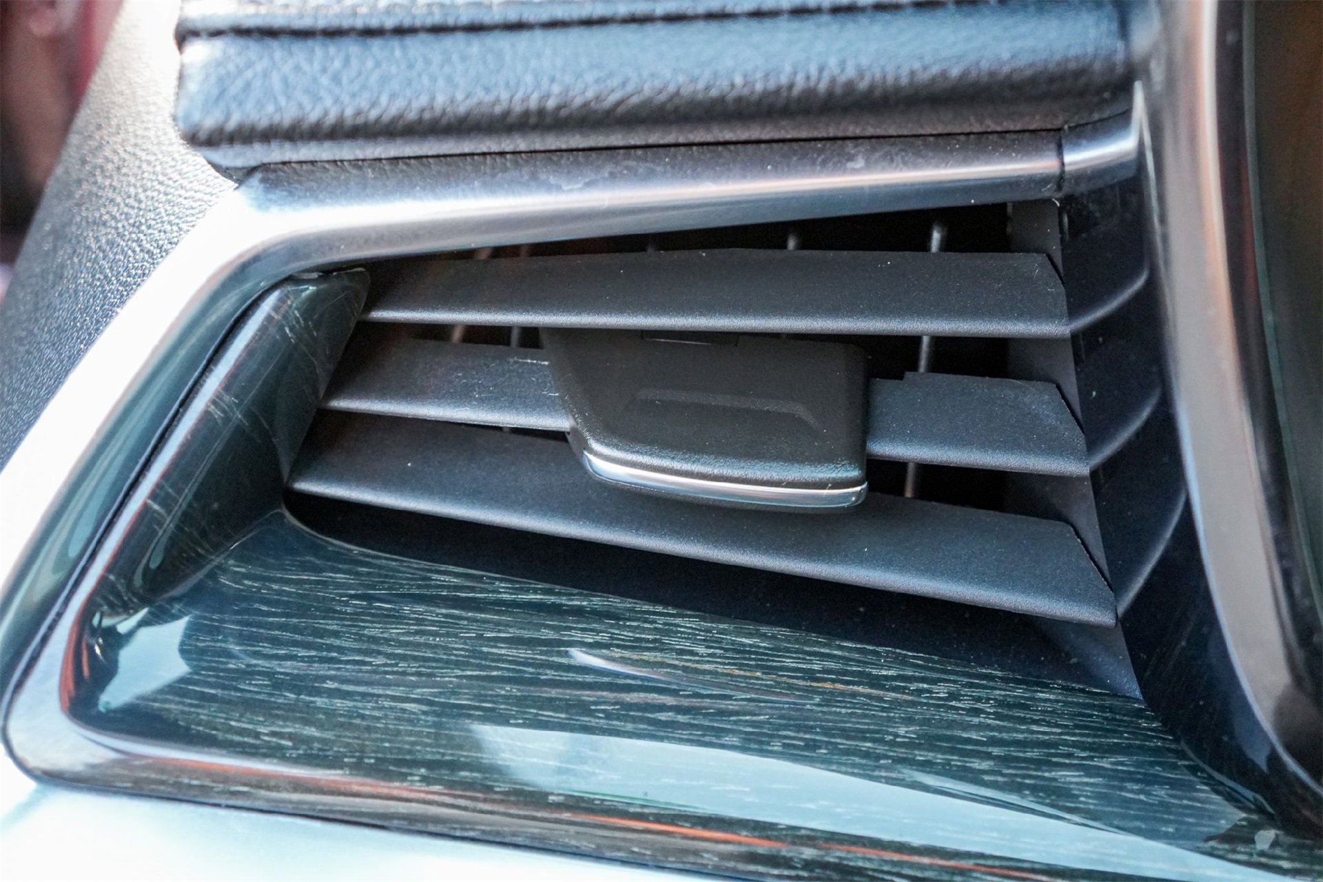 Used 2022 Cadillac XT5 Premium Luxury image 28