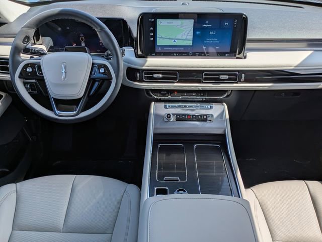 New 2026 Lincoln Aviator 2WD image 15