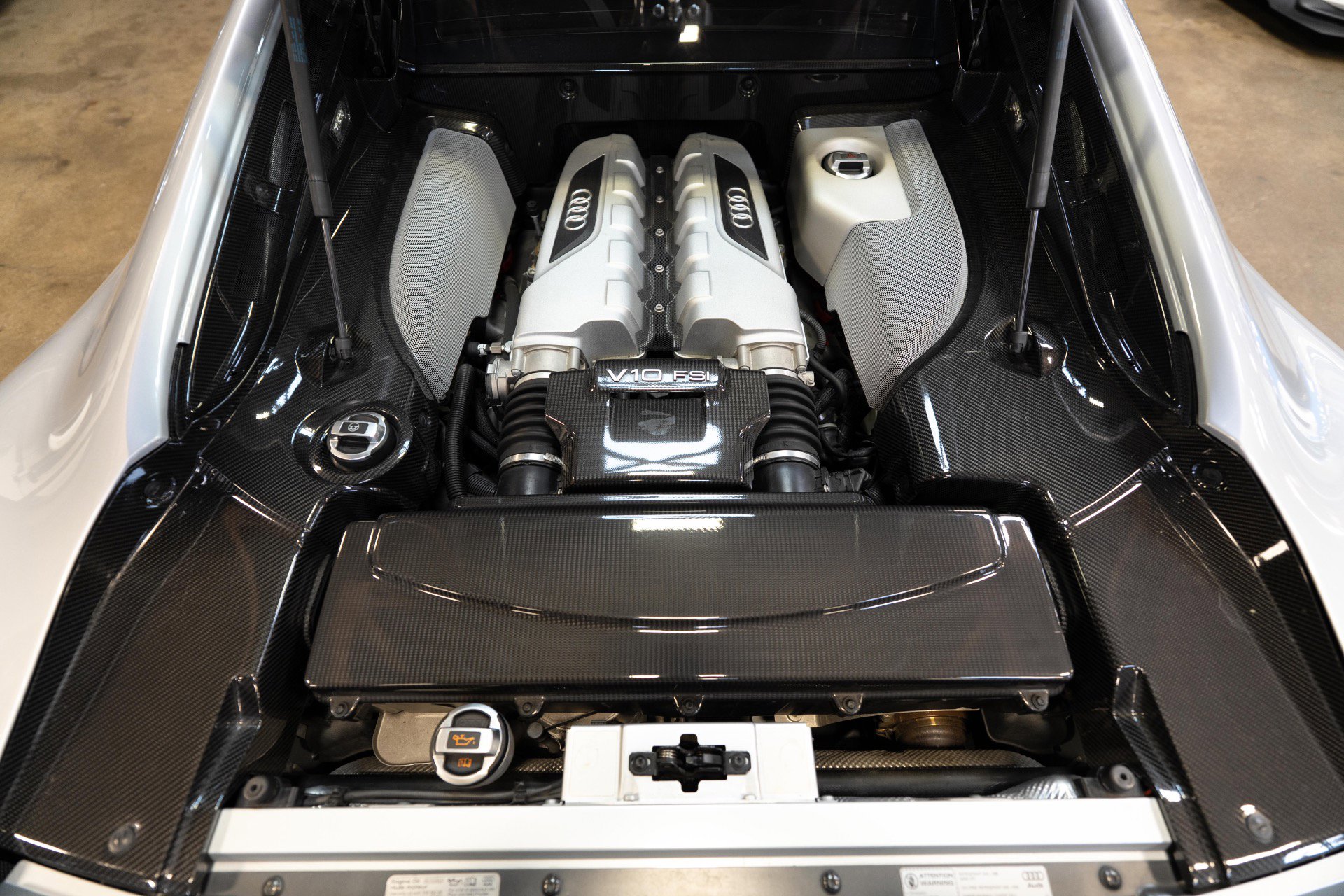 Used 2011 Audi R8 V10 image 86