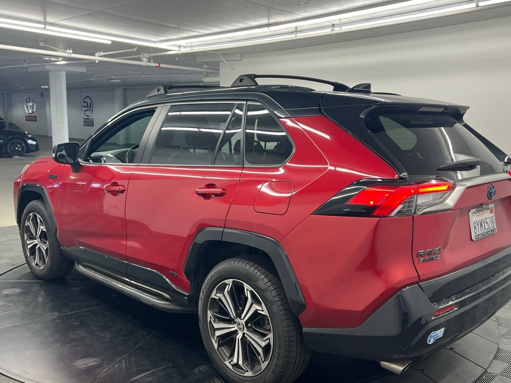 Used 2021 Toyota RAV4 XSE w/ Premium Package AWD/4WD image 4