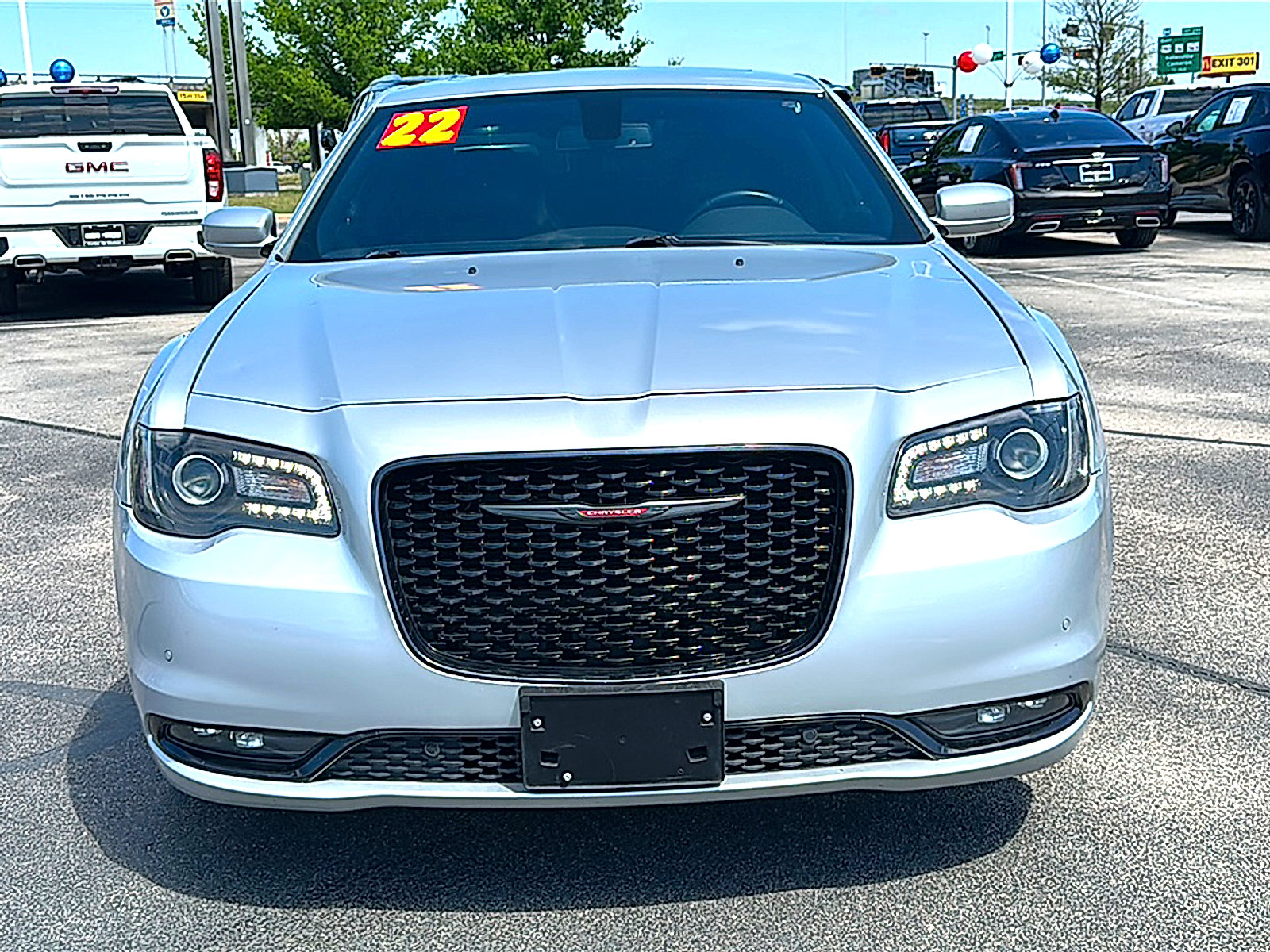 Used 2022 Chrysler 300 S image 11