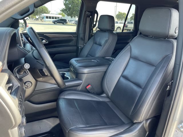 Used 2023 Chevrolet Tahoe Z71 w/ Luxury Package AWD/4WD image 24