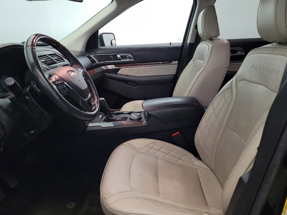 Used 2018 Ford Explorer Platinum AWD/4WD image 17