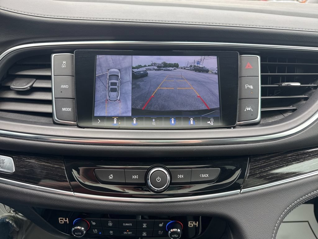 Used 2021 Buick Enclave Avenir w/ Avenir Technology Package AWD/4WD image 17