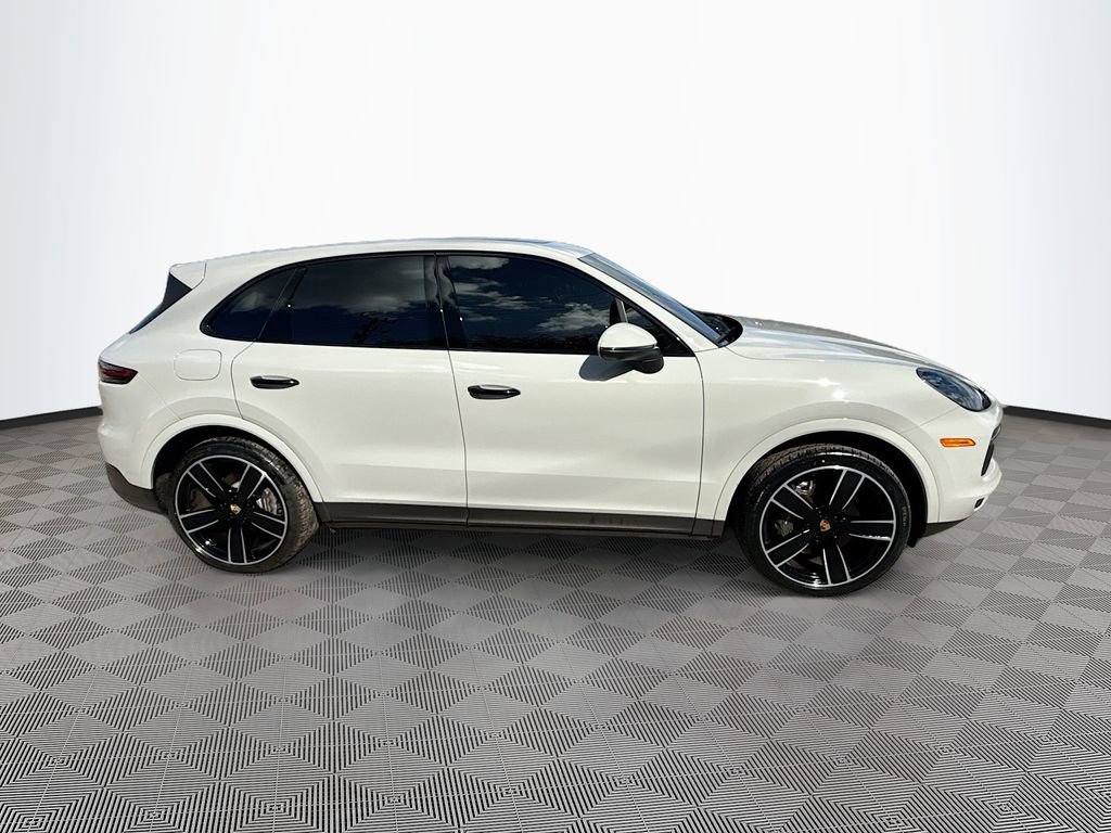 Used 2022 Porsche Cayenne image 5