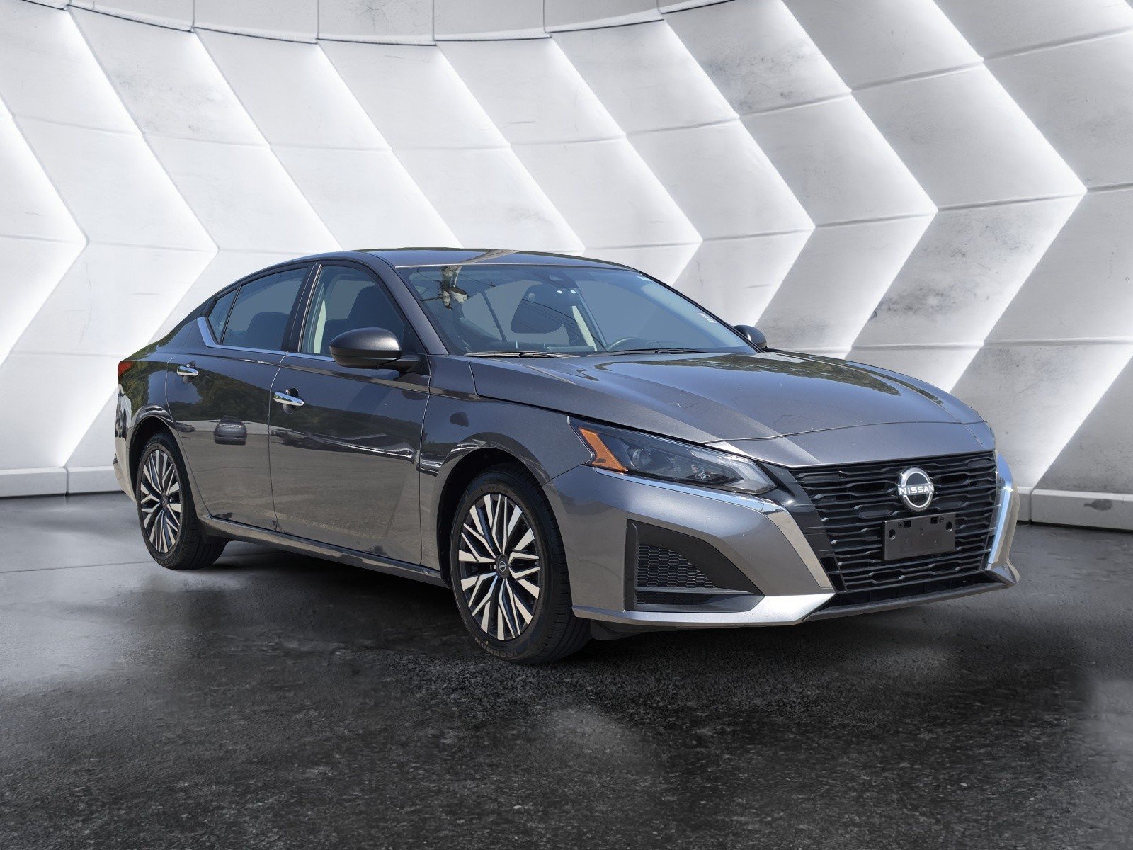 Used 2025 Nissan Altima 2.5 SV FWD video 1