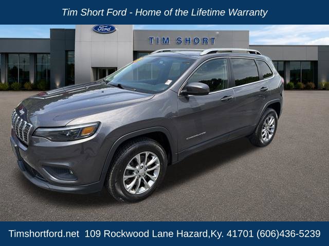 Used 2019 Jeep Cherokee Latitude Plus w/ Comfort/Convenience Group AWD/4WD image 1
