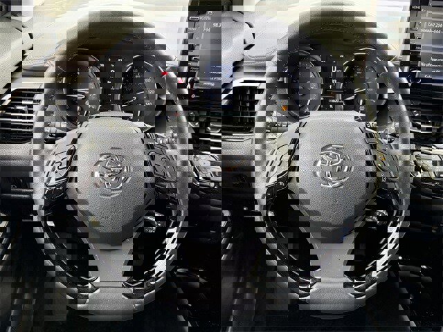 Certified 2021 Toyota C-HR Limited image 13