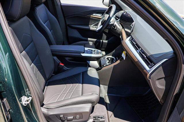Used 2025 BMW X1 xDrive28i w/ Technology Package image 25