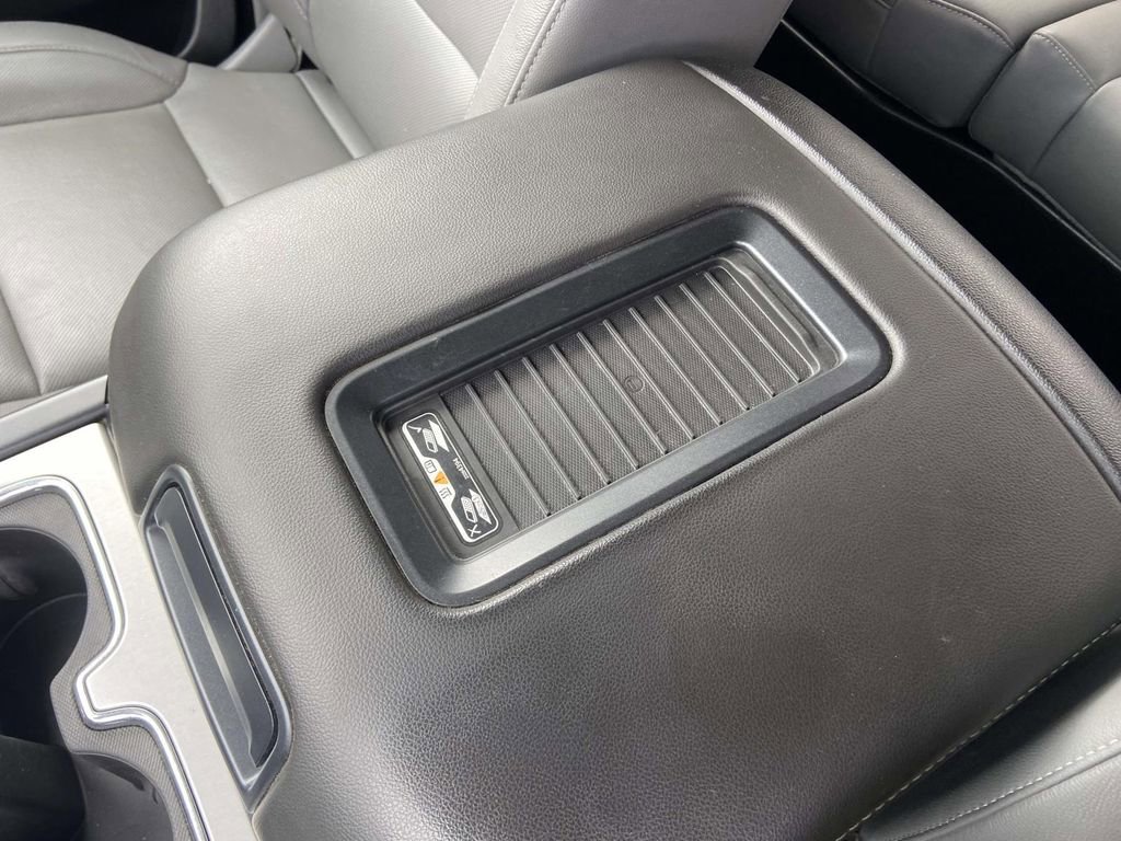 Used 2018 GMC Sierra 1500 SLT AWD/4WD image 28