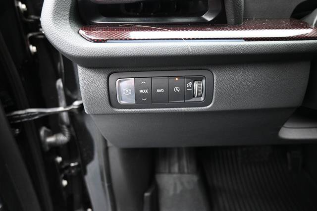 Used 2024 Chevrolet Traverse Z71 w/ Enhanced Driving Package AWD/4WD image 8