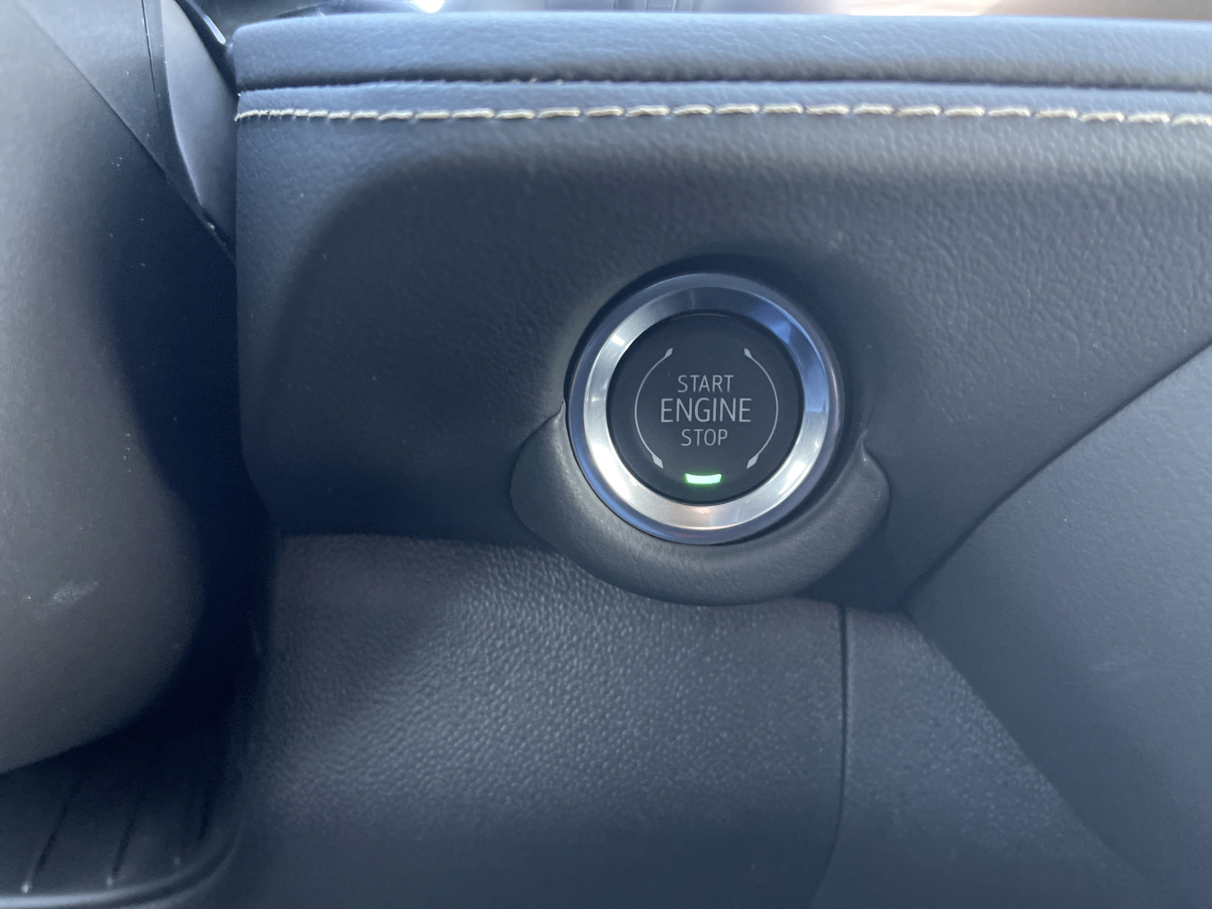 New 2026 Chevrolet Suburban Premier image 25