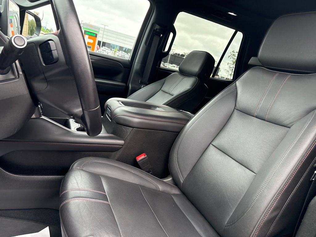 Used 2023 Chevrolet Tahoe RST AWD/4WD image 12