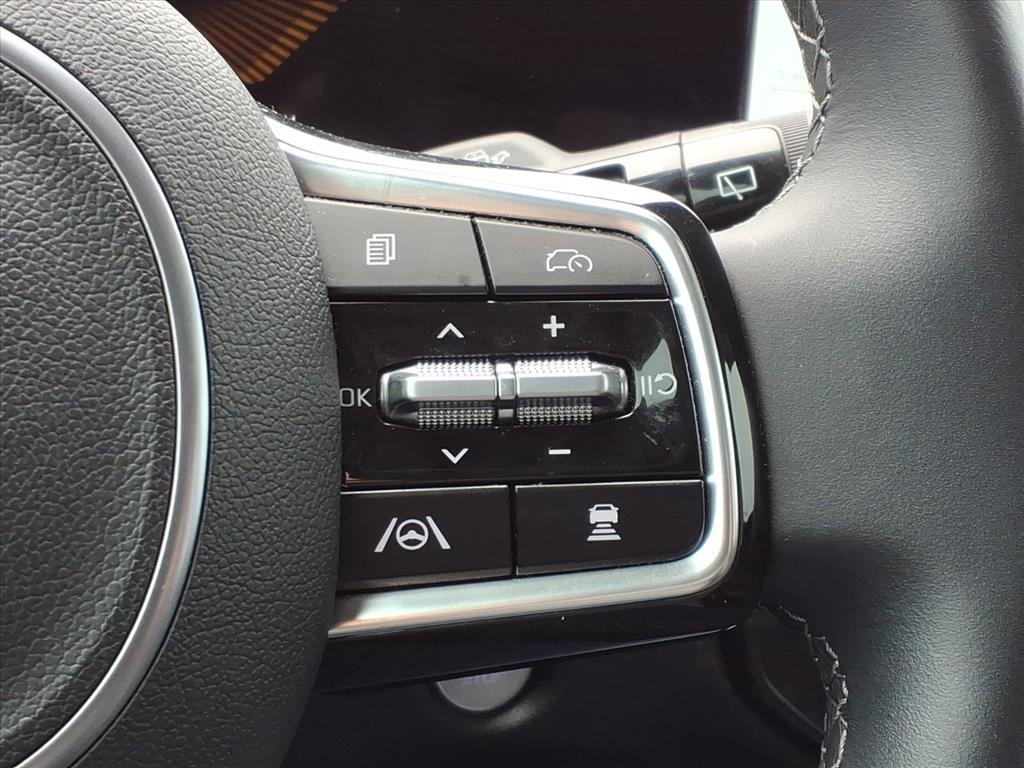 Used 2025 Kia Sorento EX w/ Panoramic Sunroof Package image 15