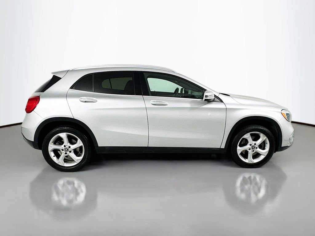 Used 2018 Mercedes-Benz GLA 250 4MATIC image 9