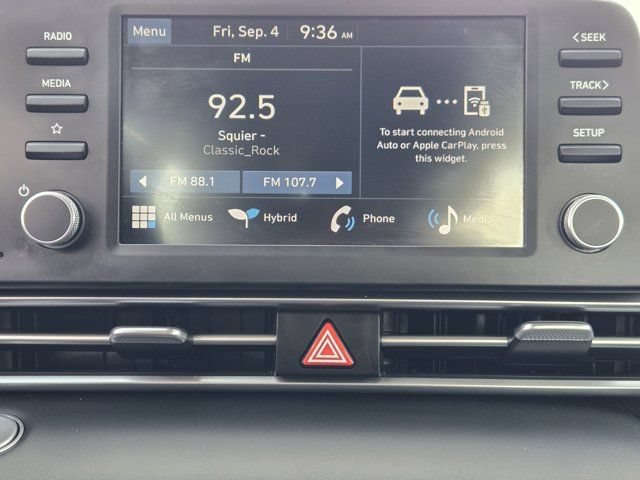 Used 2025 Hyundai Elantra Hybrid FWD image 16