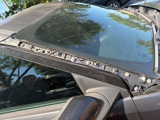 Used 2017 Ford Explorer XLT image 13