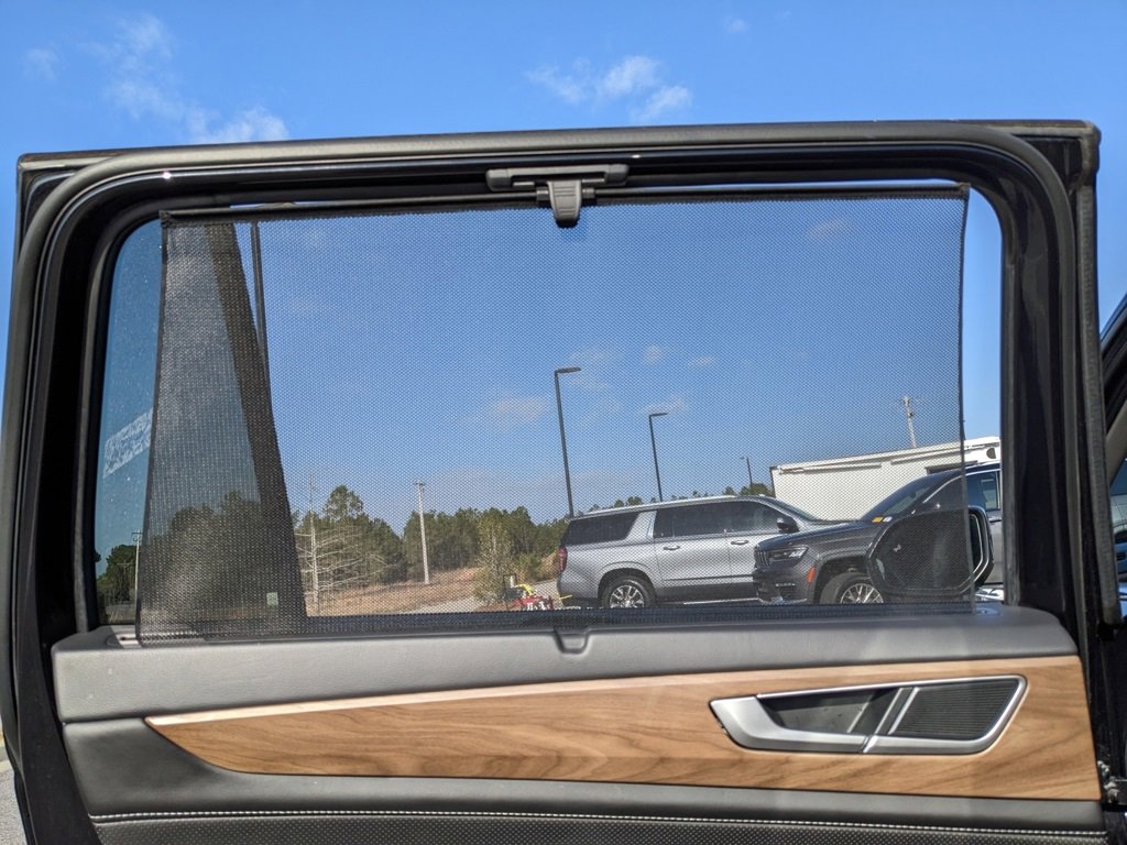 Used 2024 Volkswagen Atlas SE image 59