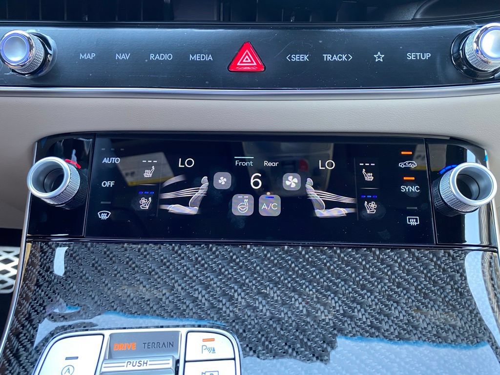 New 2026 Genesis GV70 3.5T Sport Prestige AWD/4WD image 25