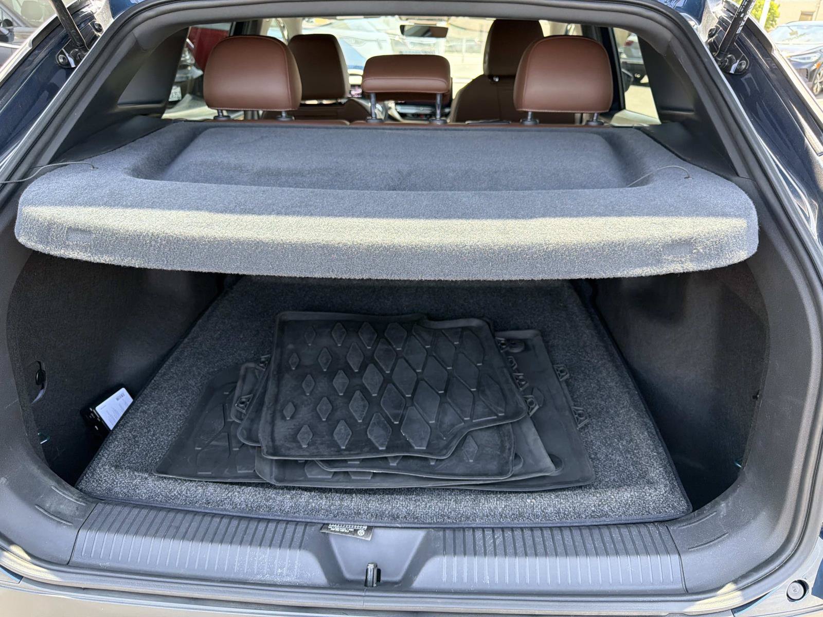 Certified 2023 Volkswagen ID.4 Pro RWD image 5