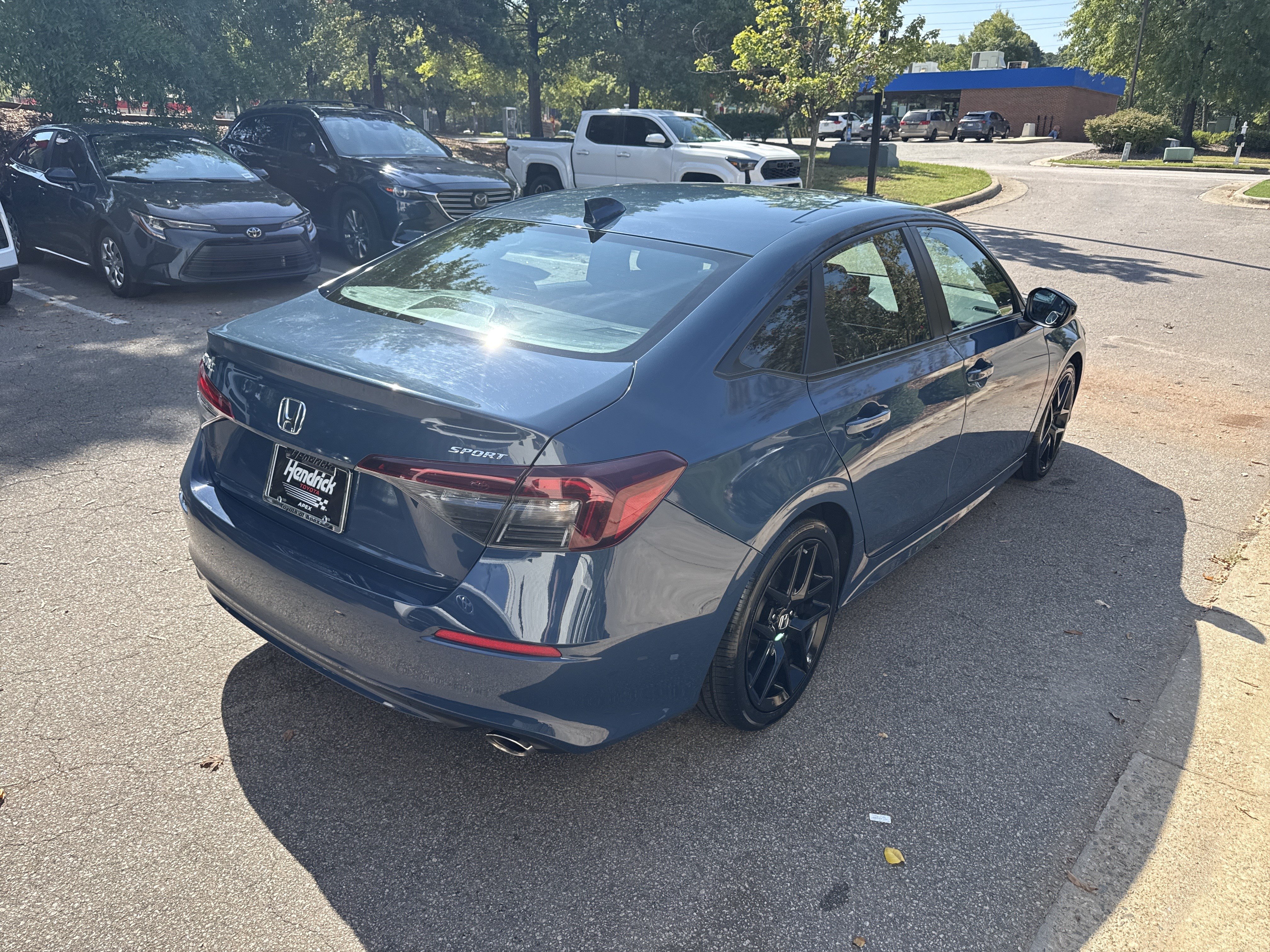 Used 2025 Honda Civic Sport image 10